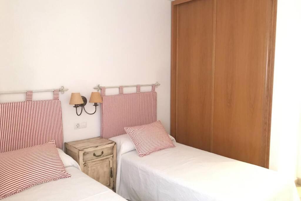 Apartamento Primera Linea De Playa フィニステレ エクステリア 写真